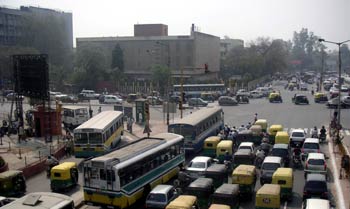 Traffic in Delhi Photo