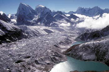 Ngozumpa Glacier, Nepal